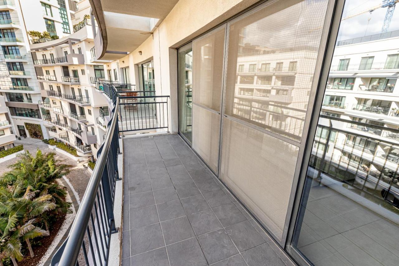 Апартаменты Lovely In The Heart Of St Julians Сент Джулианс